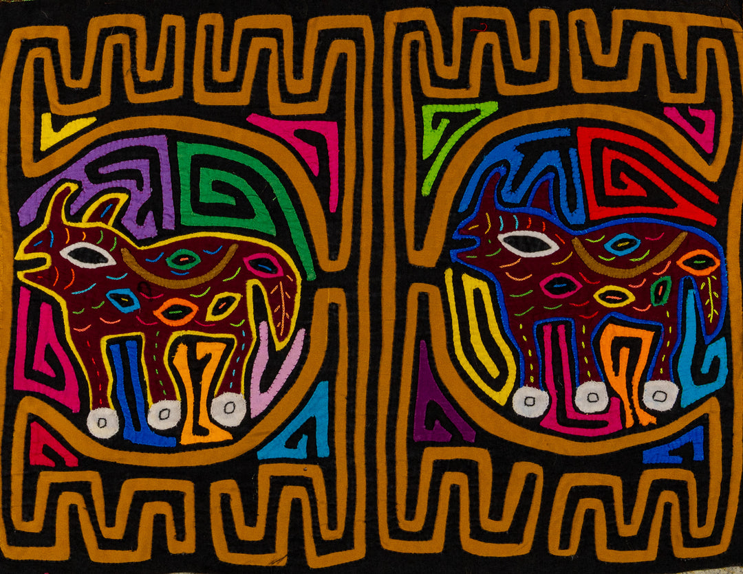 Black And Brown Puppy Dog Mola