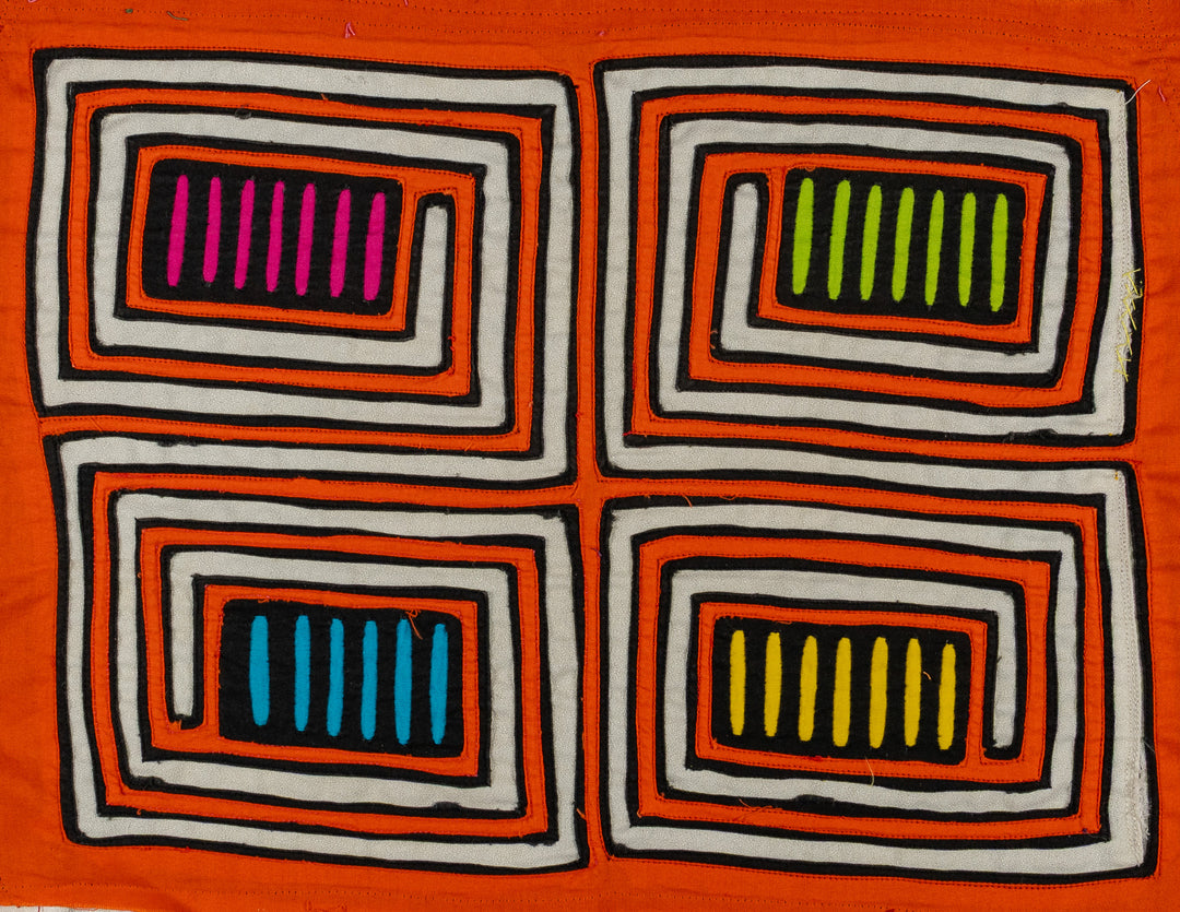 Machine-Stitched Classic Design Mola