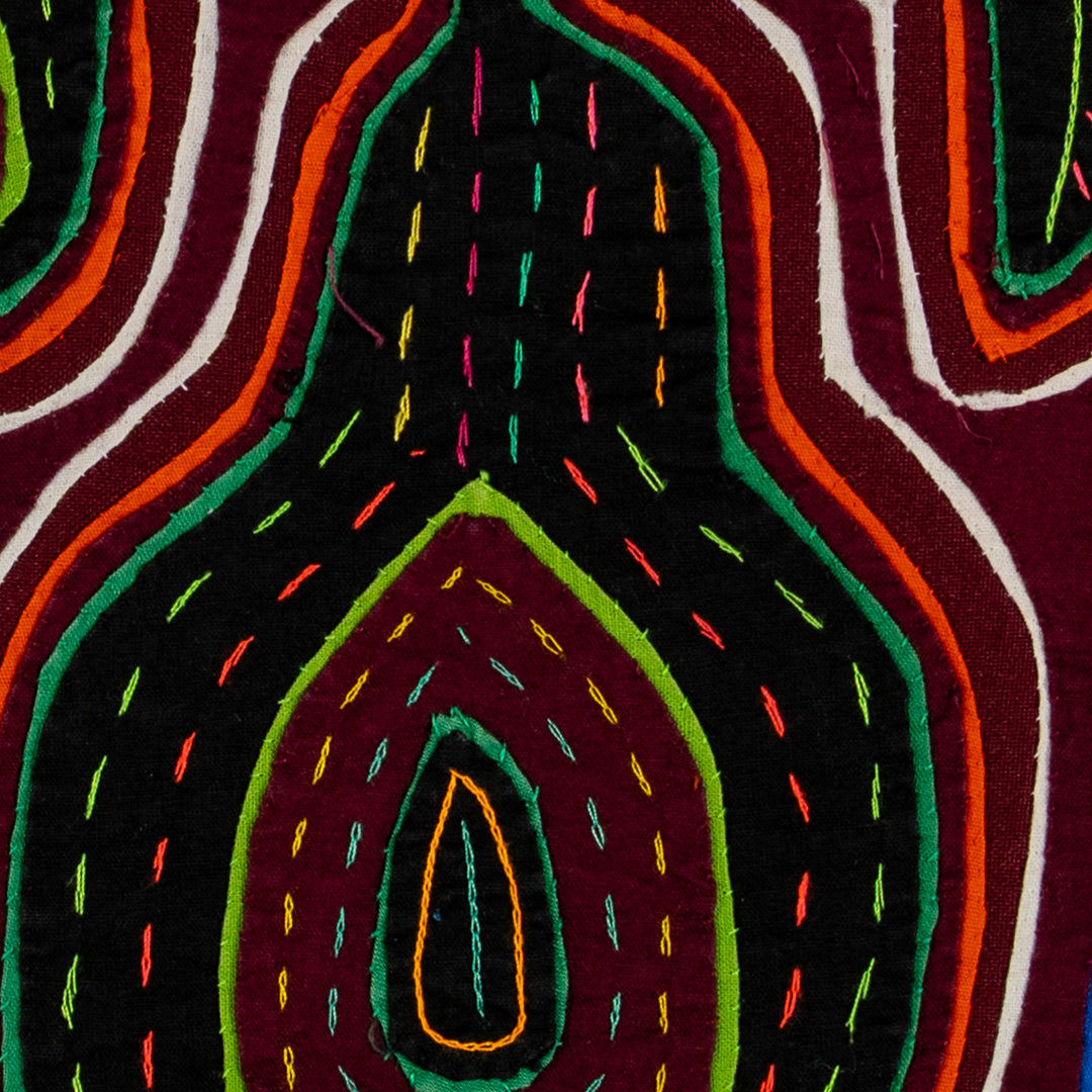 Sadsack Bulldog Optical Illusion Mola