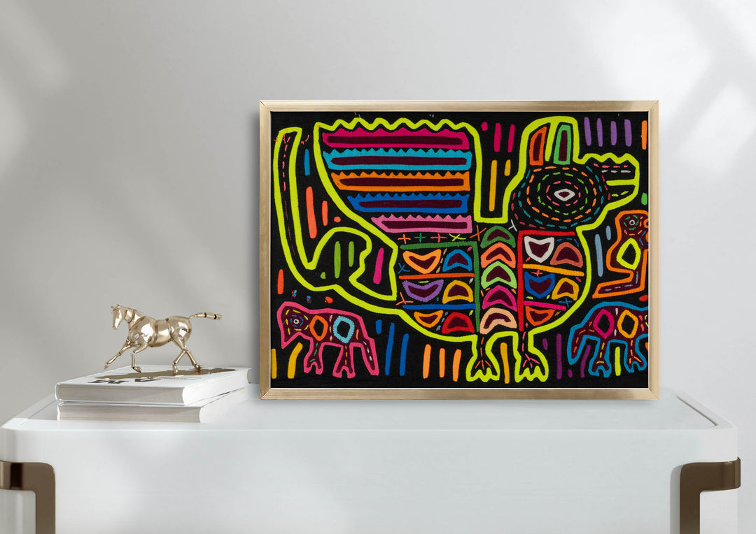 Black And Chartreuse King Of The Jungle Mola