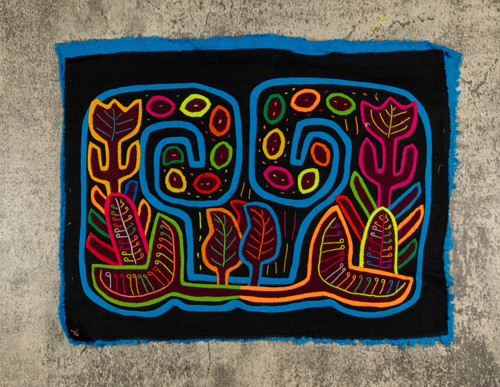 Black And Blue Jungle Foliage Mola