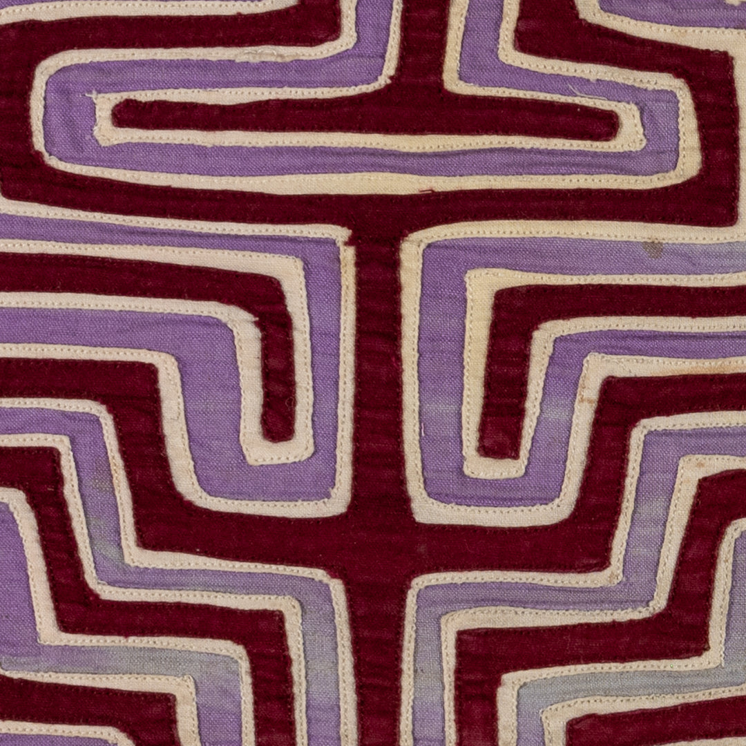 Machine-Stitched Classic Design Mola