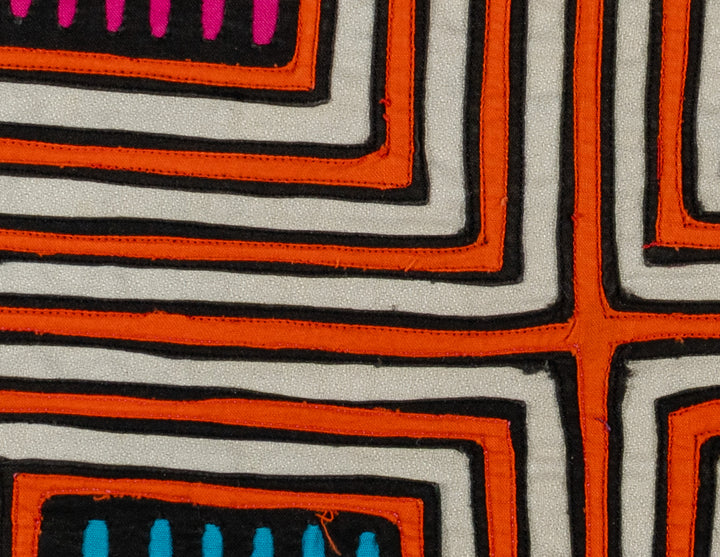 Machine-Stitched Classic Design Mola