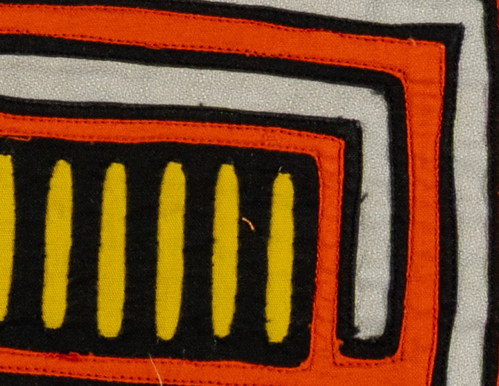 Machine-Stitched Classic Design Mola