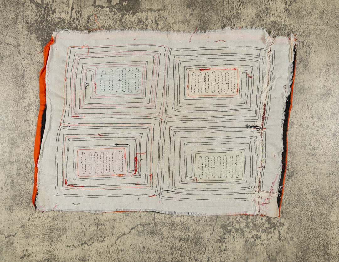 Machine-Stitched Classic Design Mola