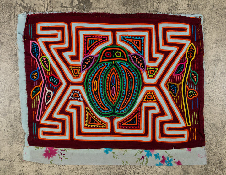 Machine-Stitched Classic Design Mola