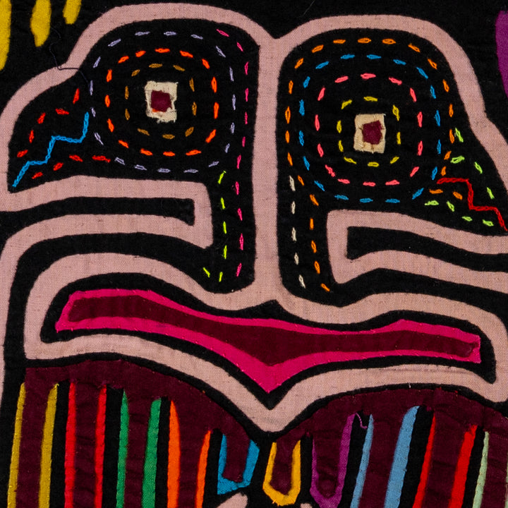 Rainbow Color Bird Optical Illusion Mola