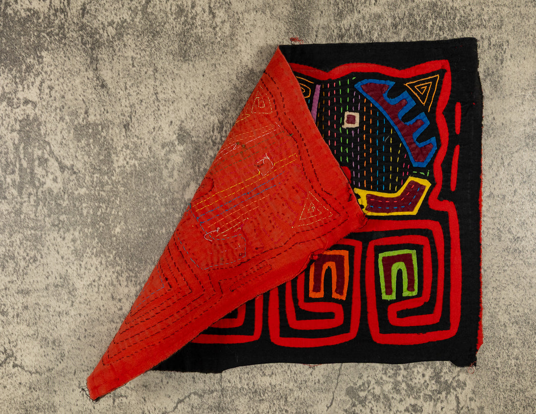 Black And Red Race Horse Mola