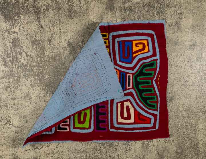 Maroon And Blue Fish Aquarium Mola