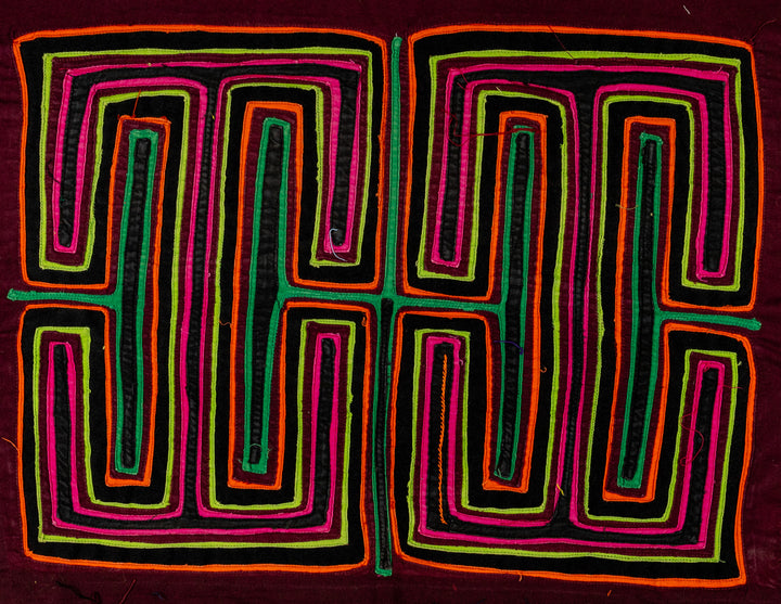 Machine-Stitched Classic Design Mola