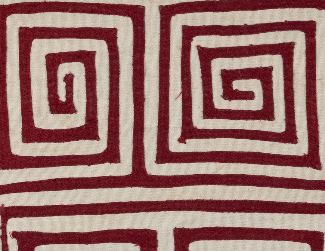 Burgundy And White Classic Design Mola