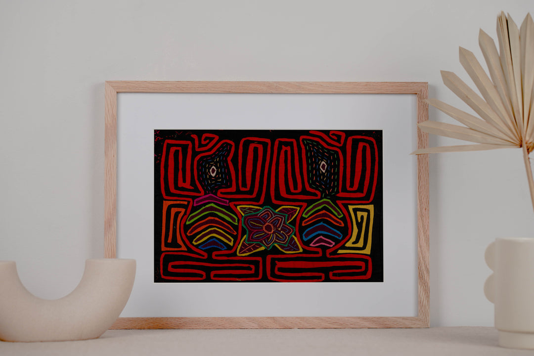 Black And Red Praise The Lord Mola