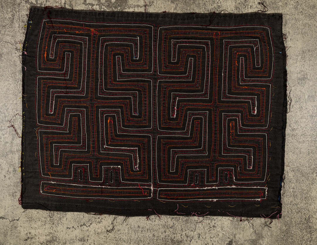 Machine-Stitched Classic Design Mola