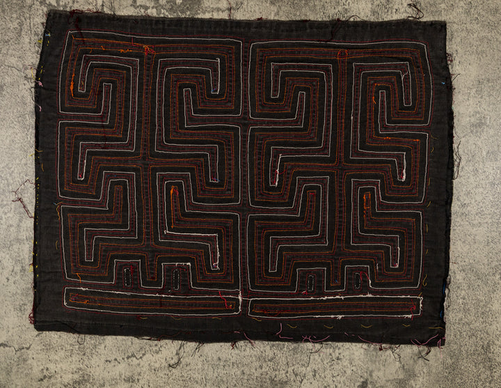 Machine-Stitched Classic Design Mola