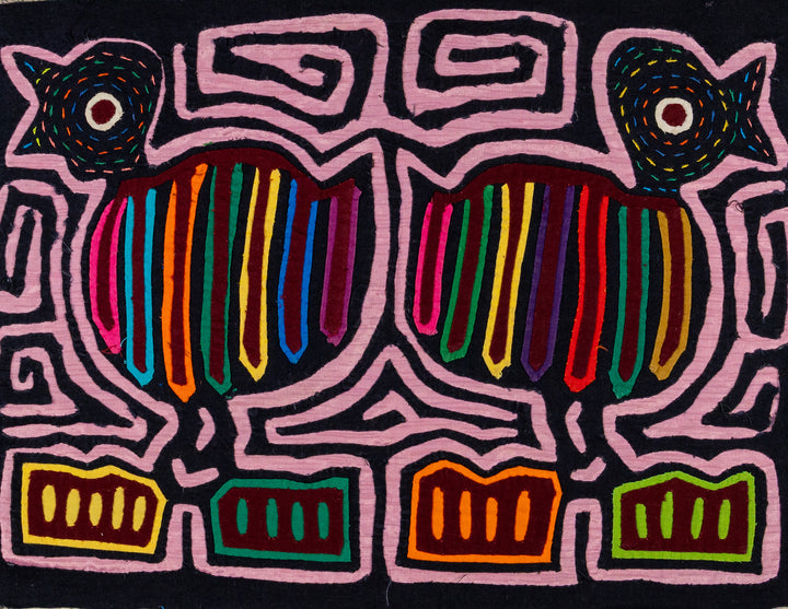 Black And Pink Wake The Town Mola