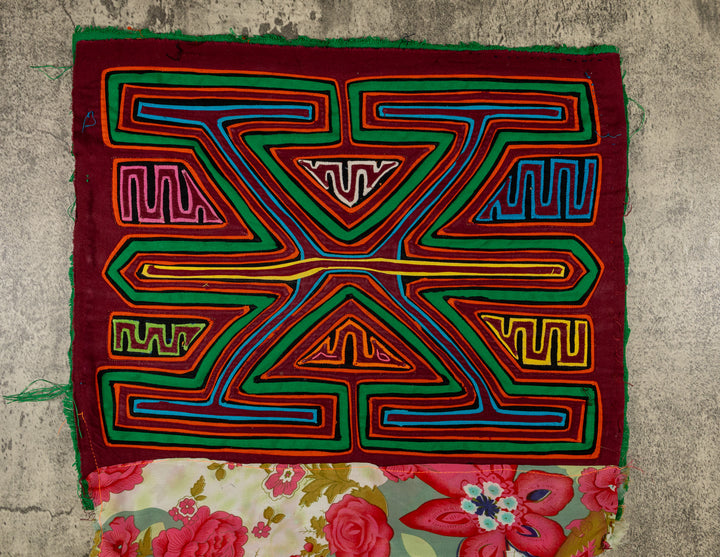 Machine-Stitched Classic Design Mola