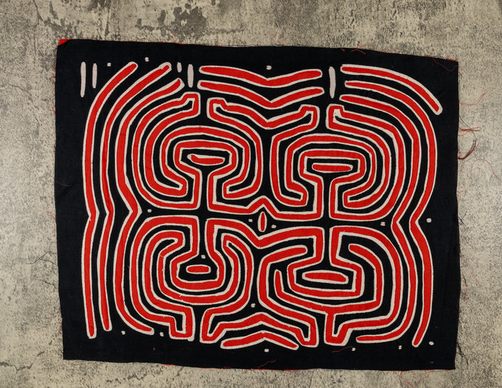 Black And Red Demolition Derby Track Mola