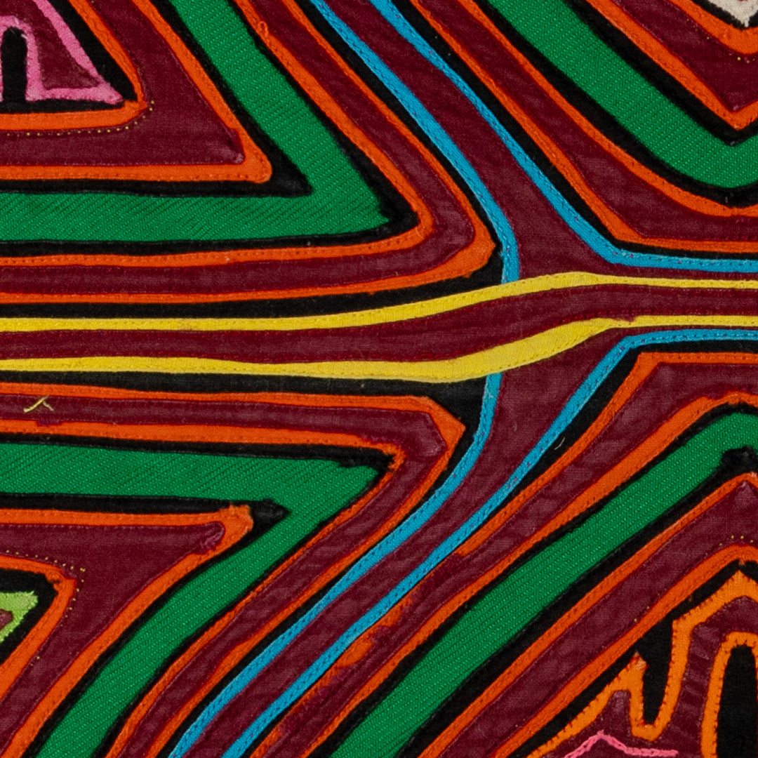 Machine-Stitched Classic Design Mola
