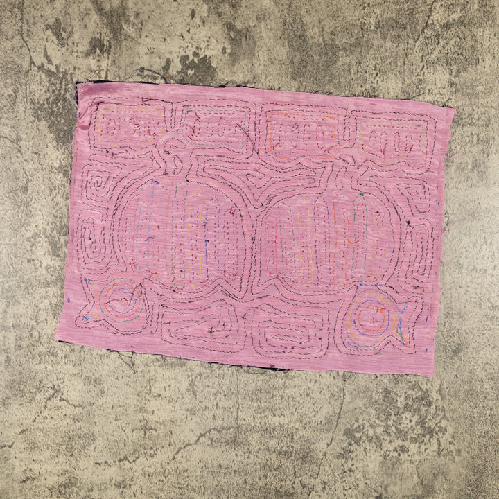 Black And Pink Wake The Town Mola