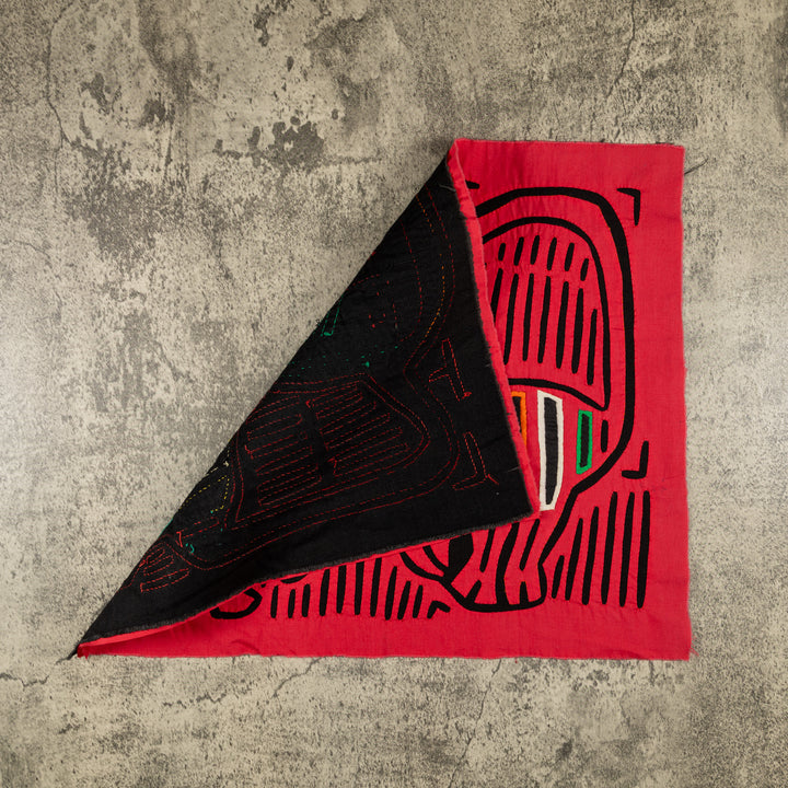 Black And Red Kitty Cat Mola