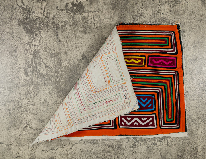 Machine-Stitched Classic Design Mola