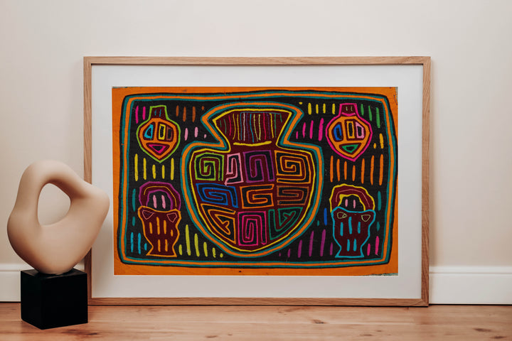 Vase And Basket Mola