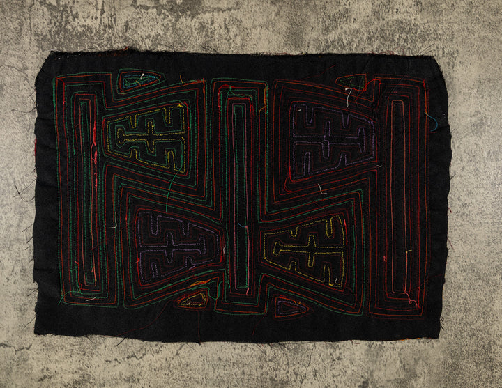 Machine-Stitched Classic Design Mola