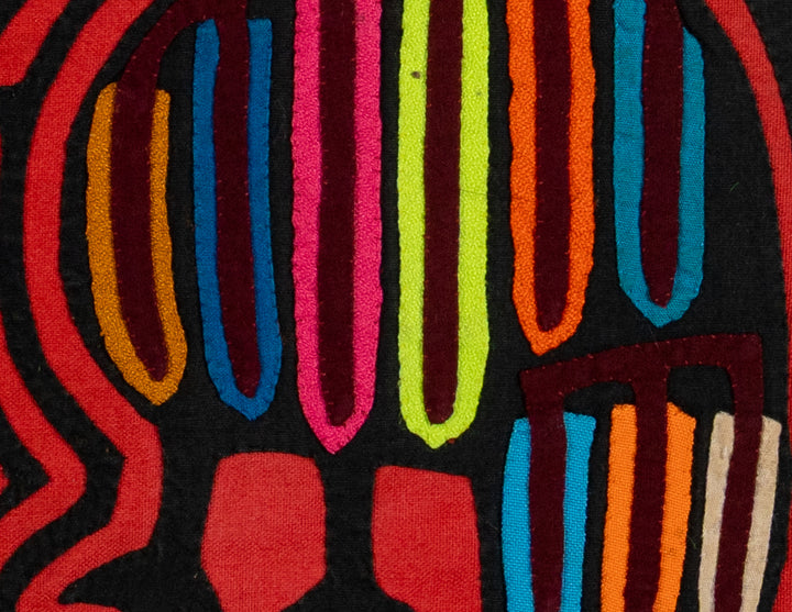 Black And Red I Am Lost Me Too Mola