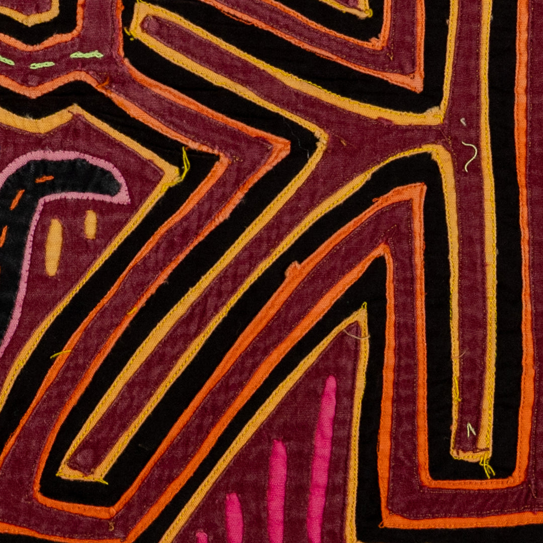 Machine-Stitched Classic Design Mola