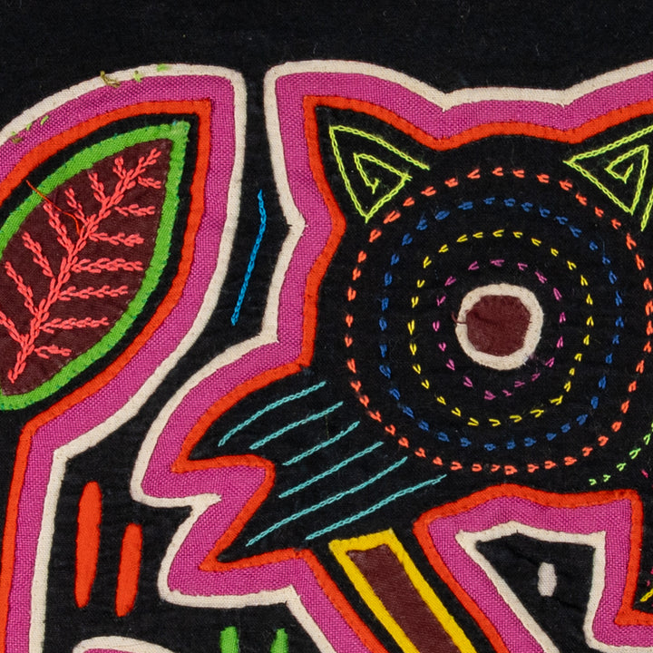 Black And Pink Jungle Critters Mola