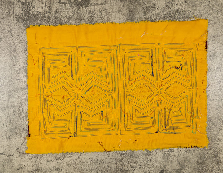 Machine-Stitched Classic Design Mola