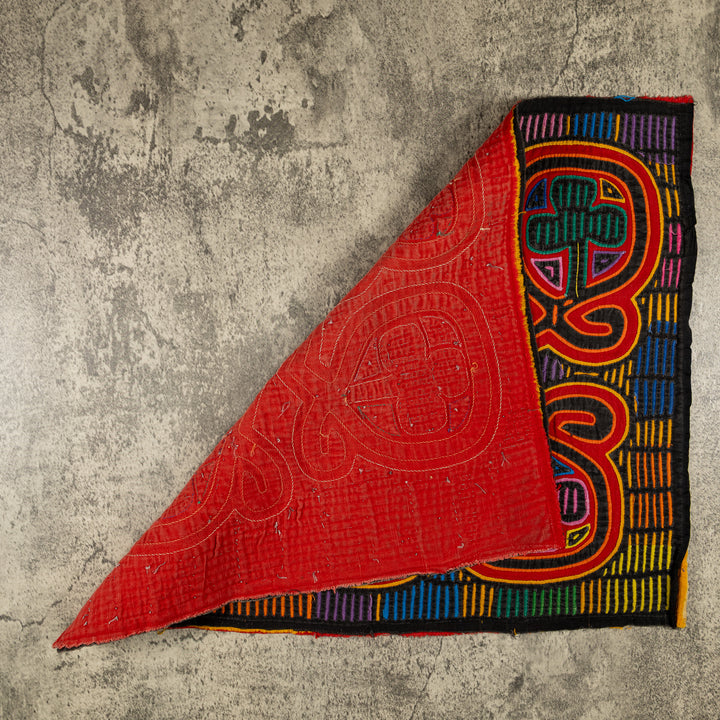 Museum Quality Large Classic Design Mola
