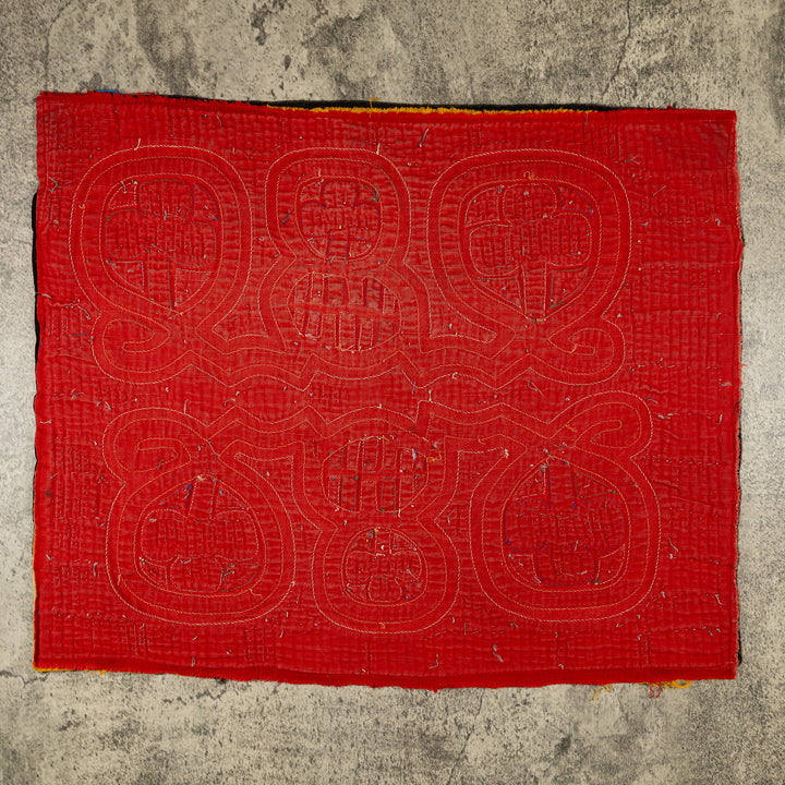 Museum Quality Large Classic Design Mola