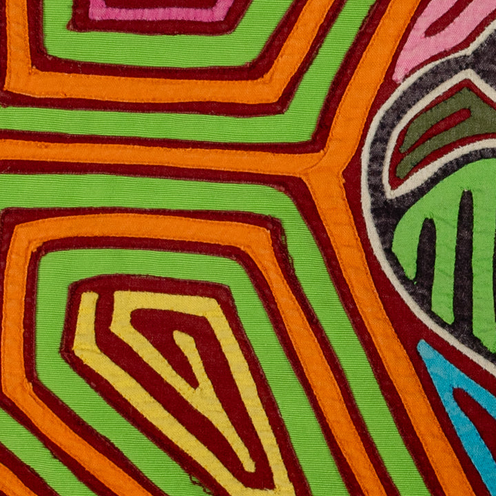 Machine-Stitched Classic Design Mola