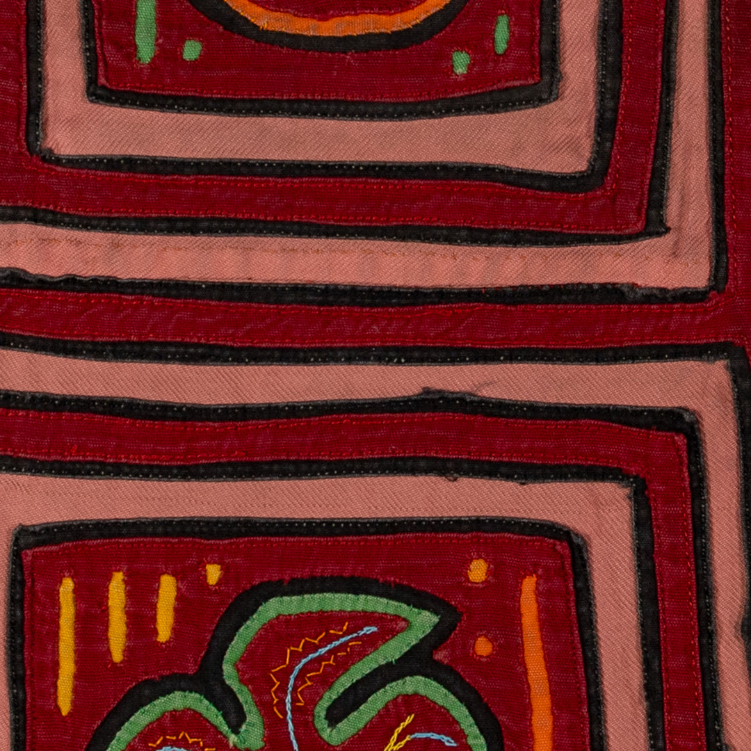 Machine-Stitched Classic Design Mola
