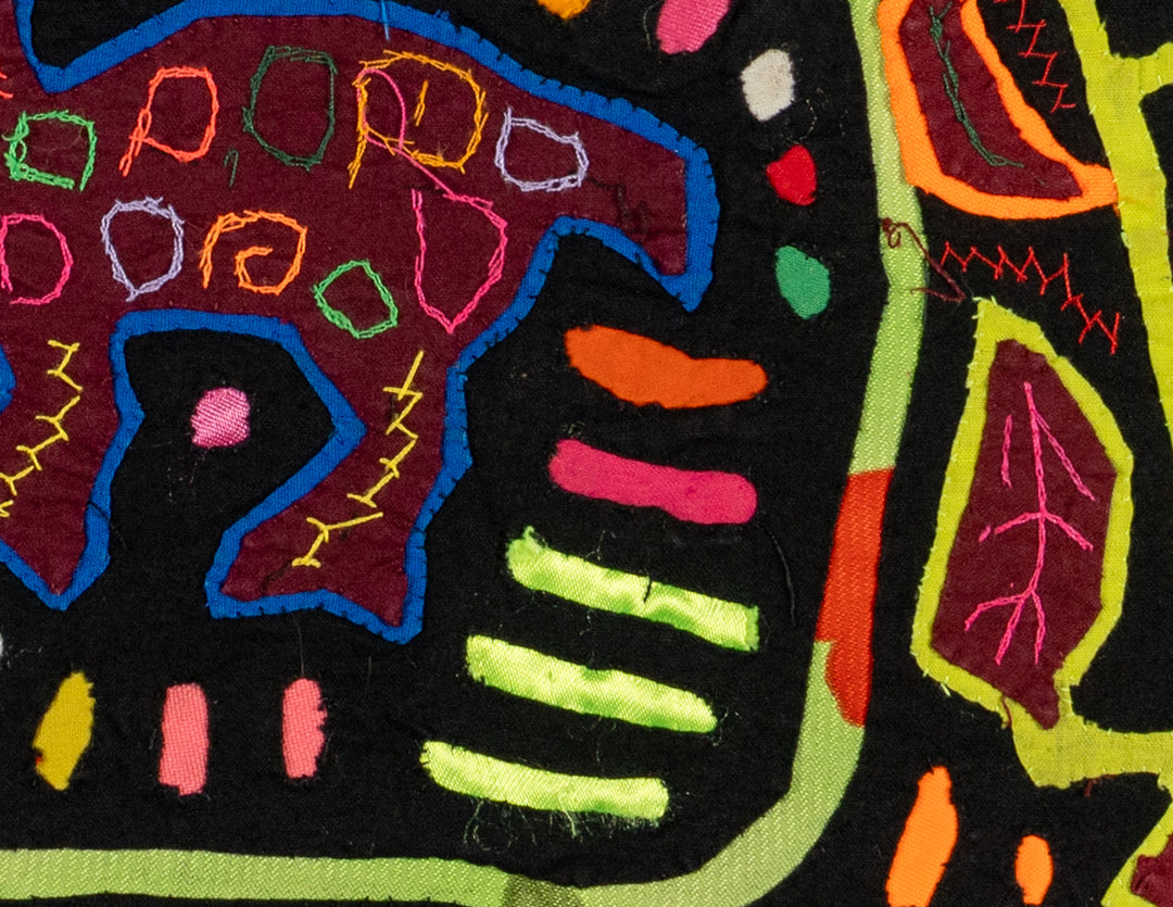 Rainforest Critter In A Jug Mola