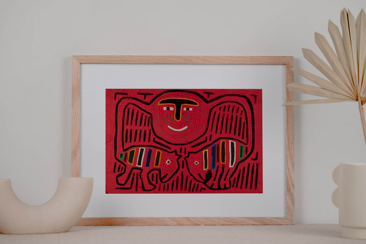 Black And Red Kitty Cat Mola