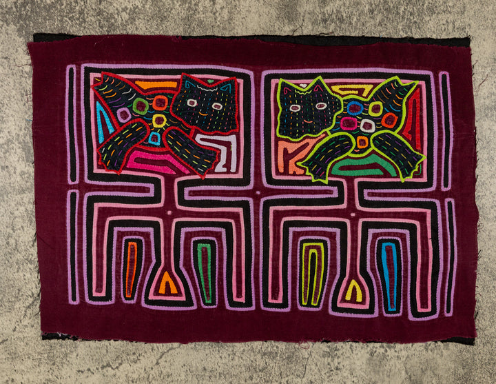 Burgundy Happy Kitty Cat Mola