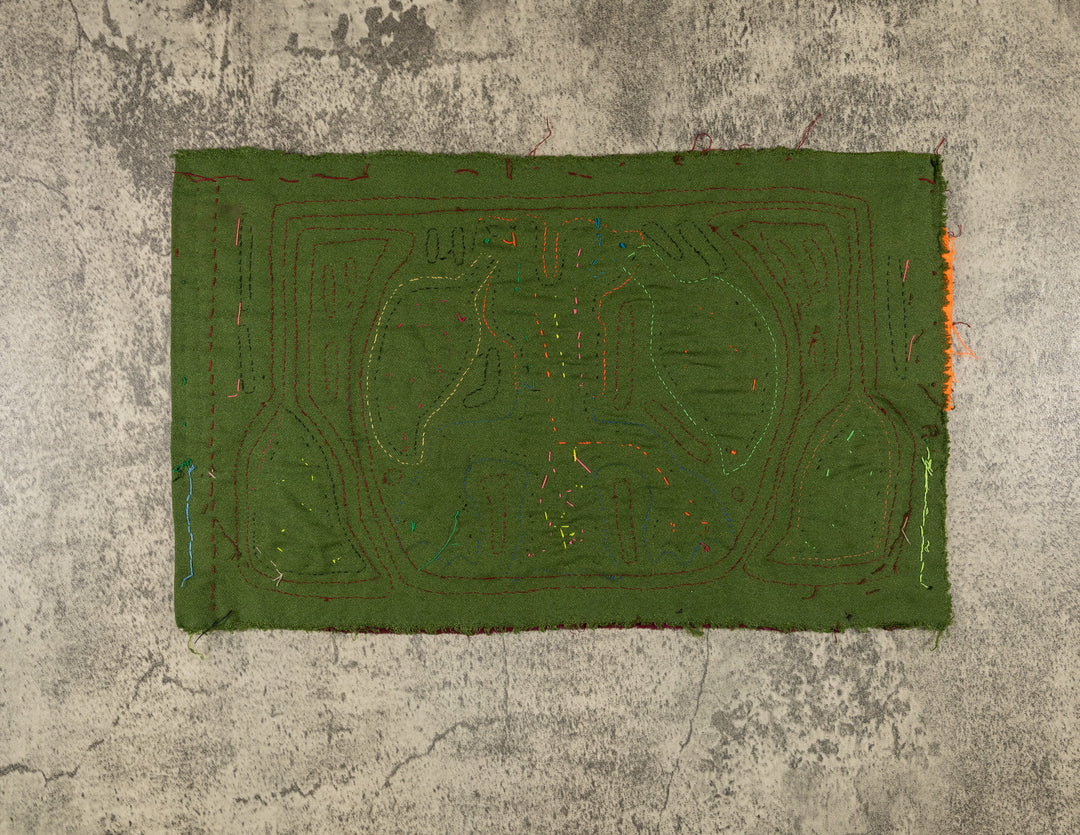 Burgundy And Green Top Cat Mola