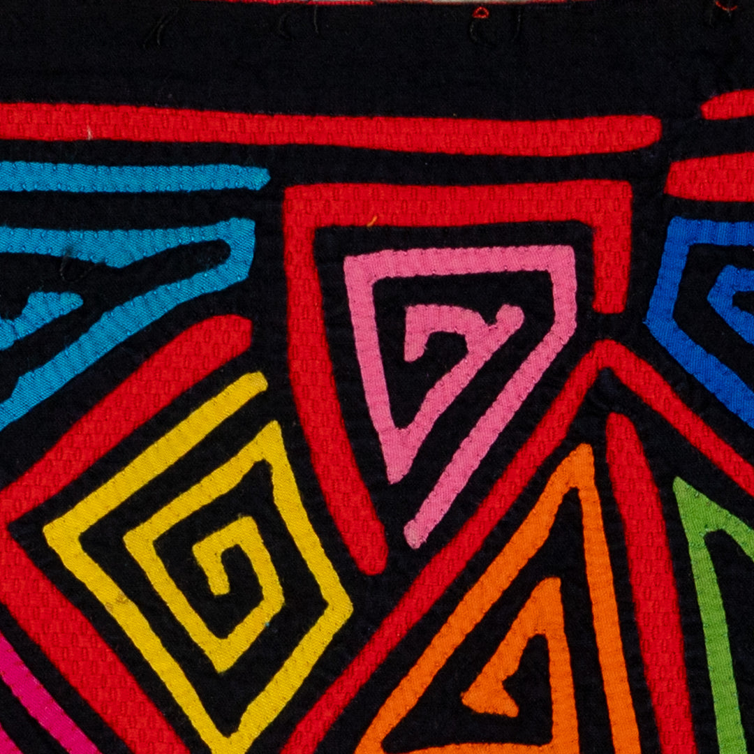 Black And Red Classic Design Mola