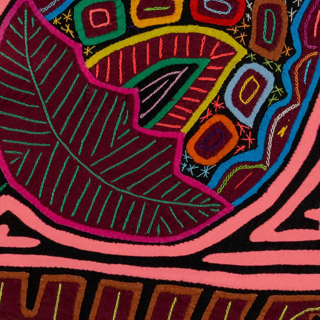 Black And Pink Gorgeous Floral FlowerMola
