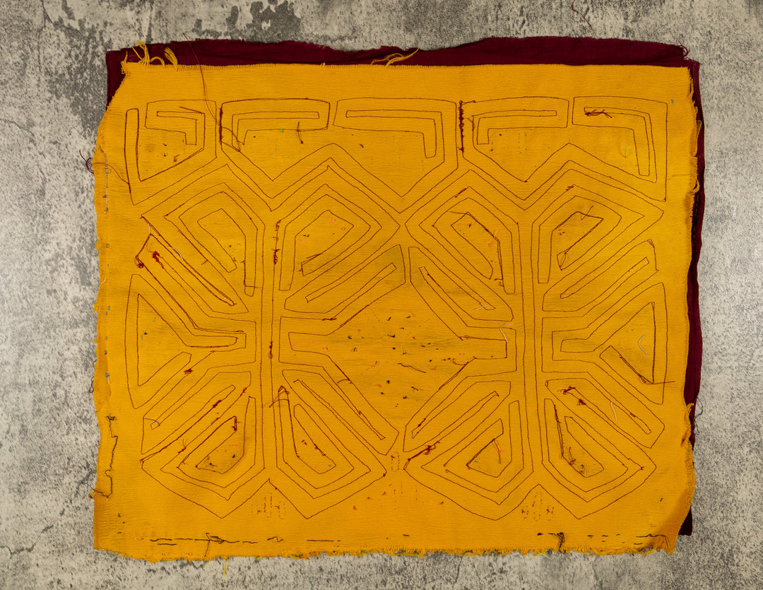 Machine-Stitched Classic Design Mola
