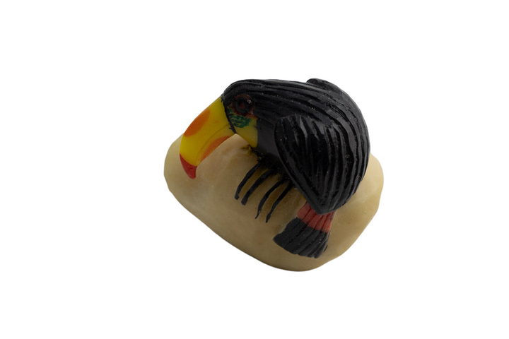 Wounaan Indian Toucan Parrot Bird Tagua Carving