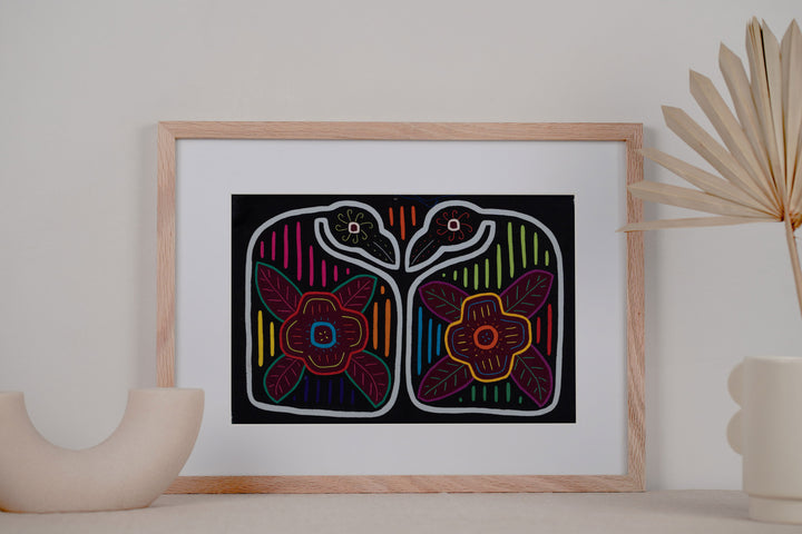 Floral Flower Lovebird Mola