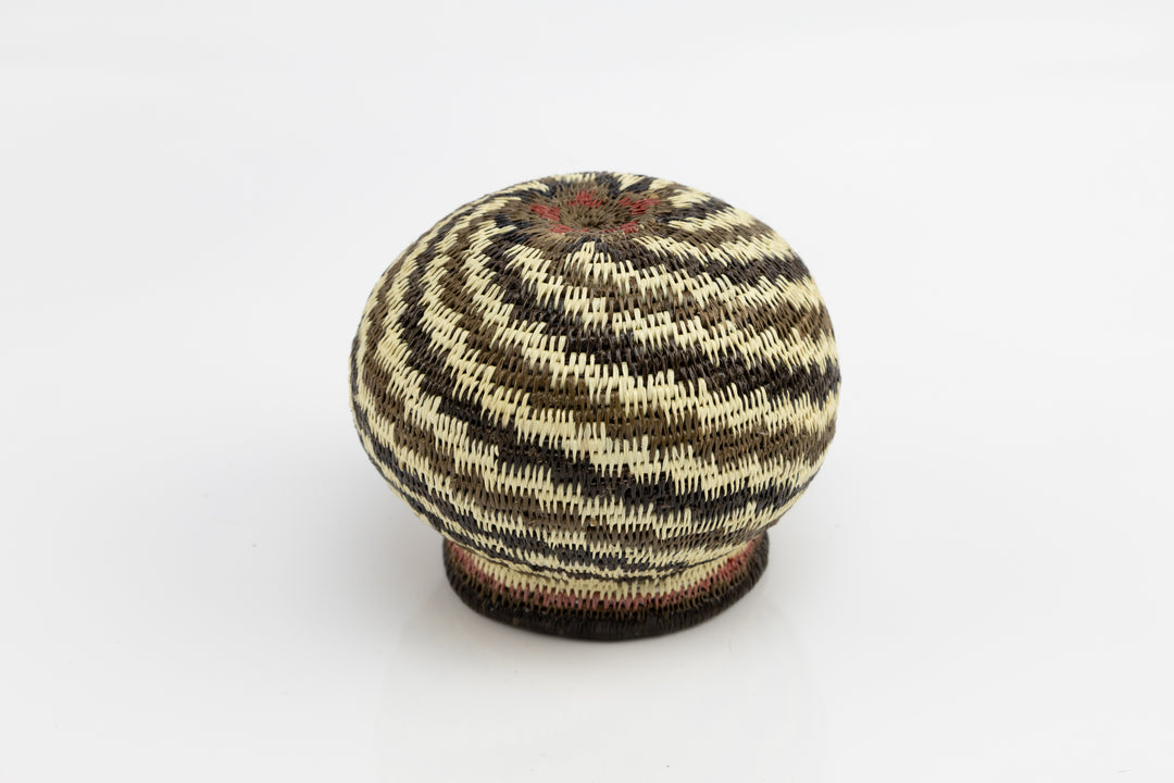 Wounaan Indian Hand Woven Spiral Design Panama Basket