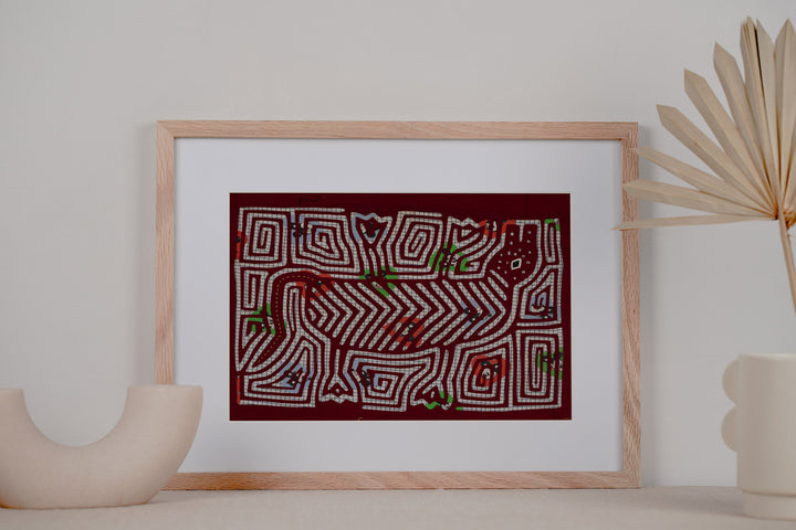 Vintage Puppy Dog Howling Mola