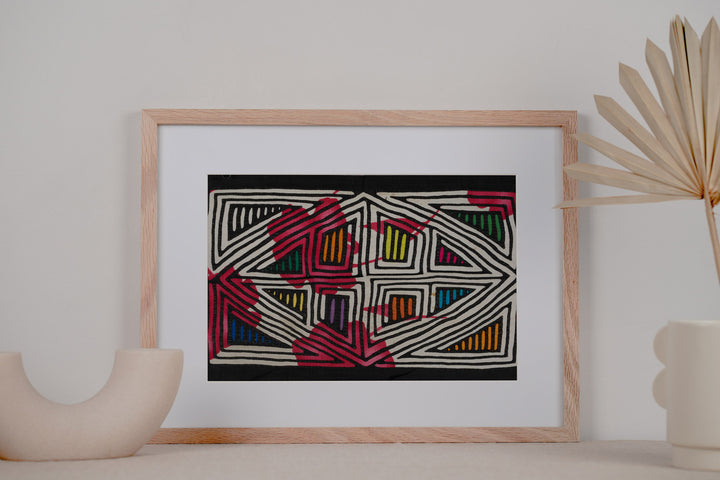 Vintage Red Rose Background Material Mola