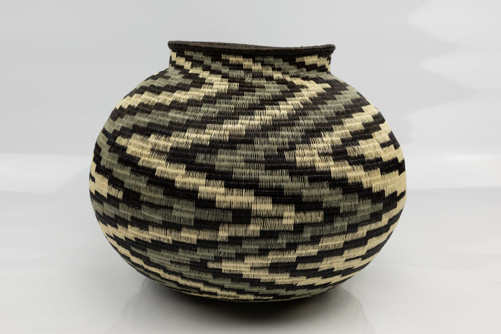 Wounaan Indian Hand Woven Classic Spiral Panama Basket