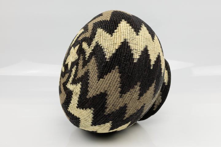 Wounaan Indian woven black and White and gray large basket Panama art