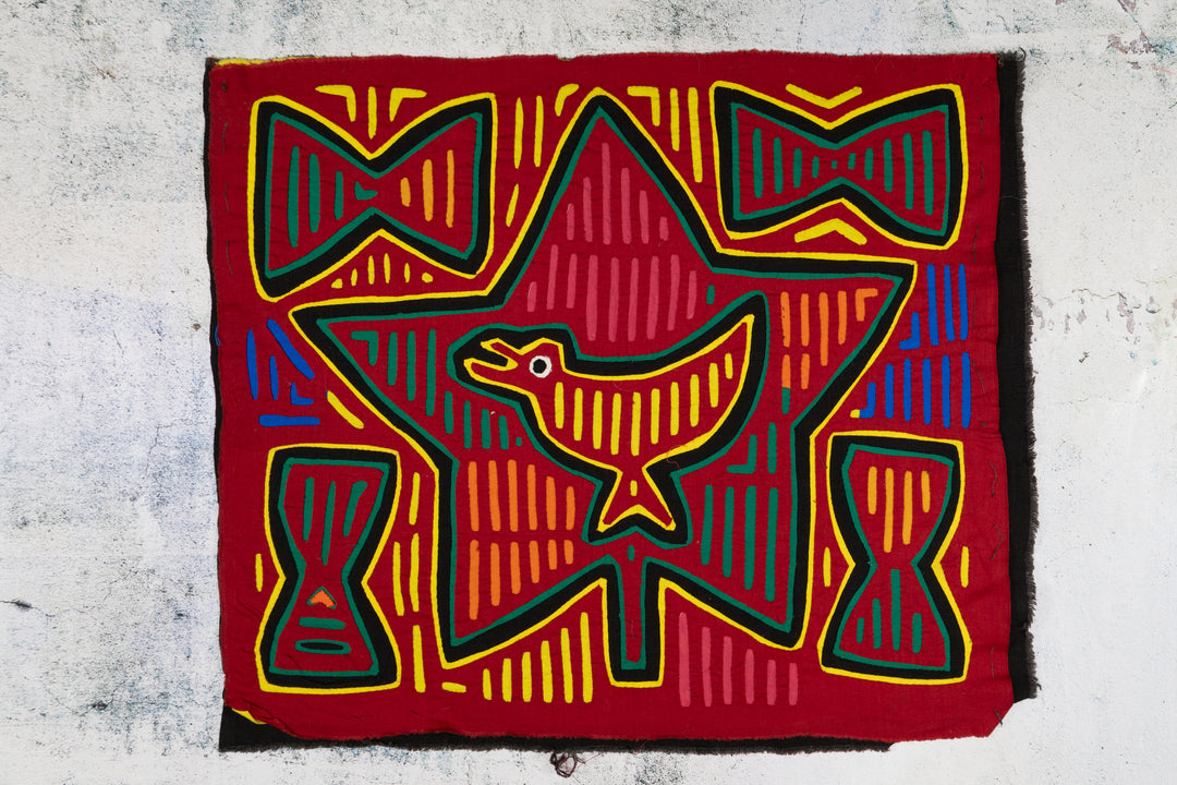 Vintage RED Star Birdie Bowtie Mola